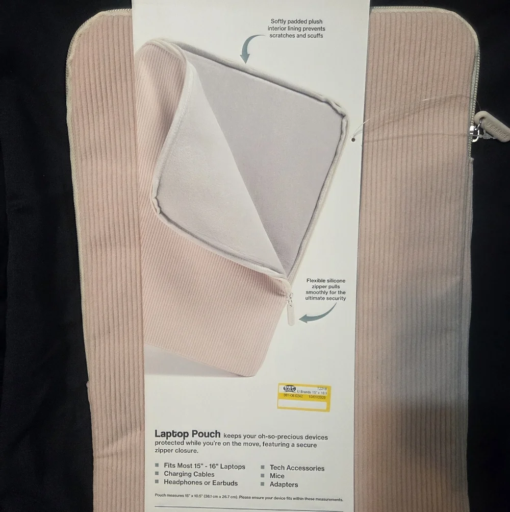 Pink Laptop Pouch with Zipper